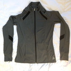 Reebok women’s sport jacket with thumb holes